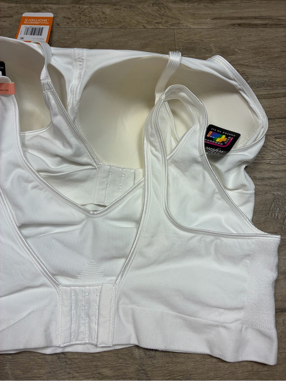 Bali Hanes 2 Wirefree Comfort Softness Bras - Picture 11 of 11